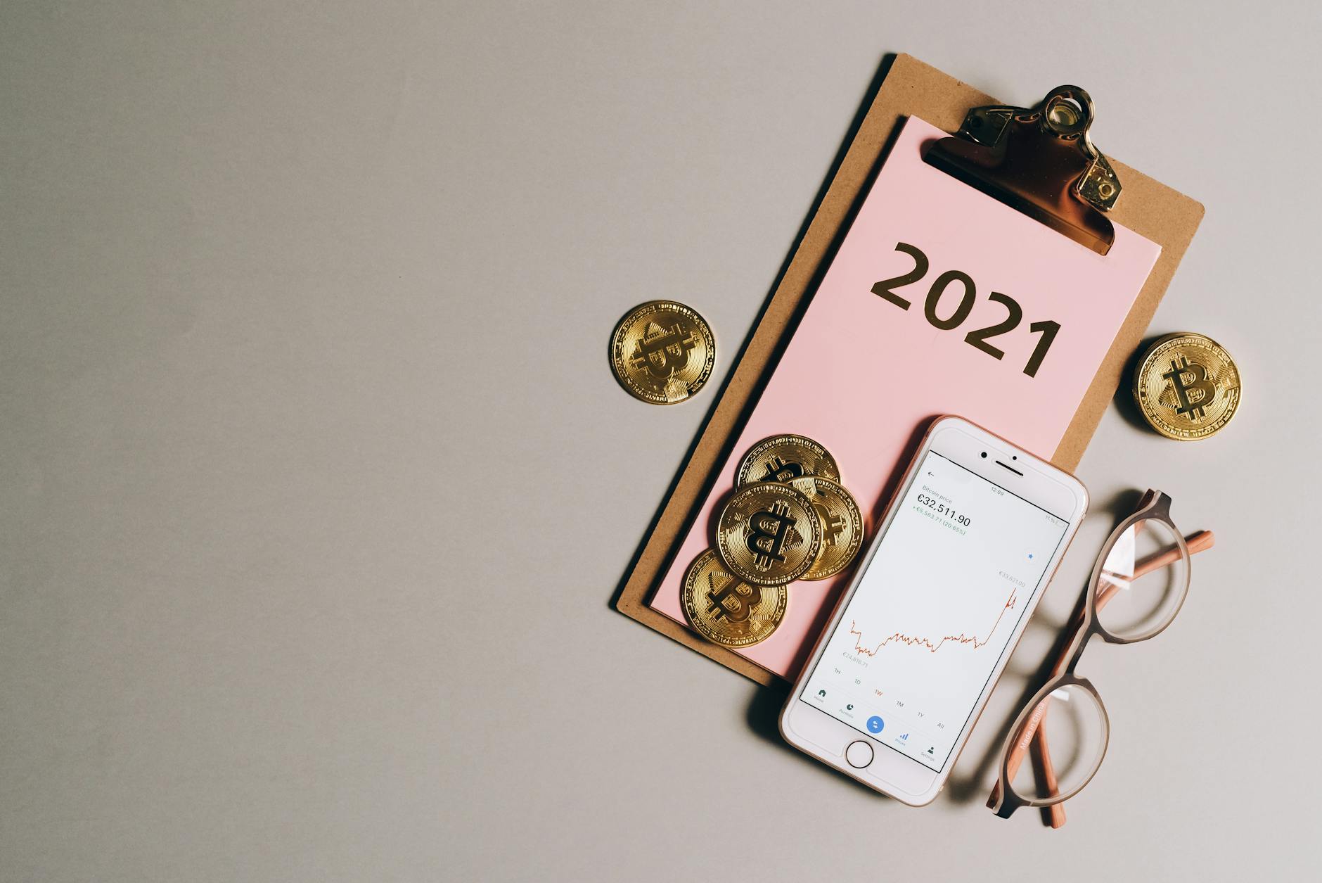 Bitcoin Reclaims $90K as U.S. Buying Returns – Has the Tax-Drag Finally Ended? - Yahoo Finance