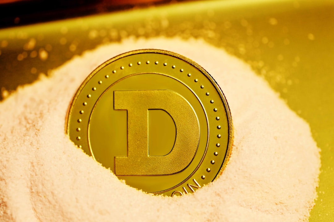 Digital Asset Funds Draw in $47.2B Over 2025, as Altcoins Surge Past Bitcoin - Decrypt